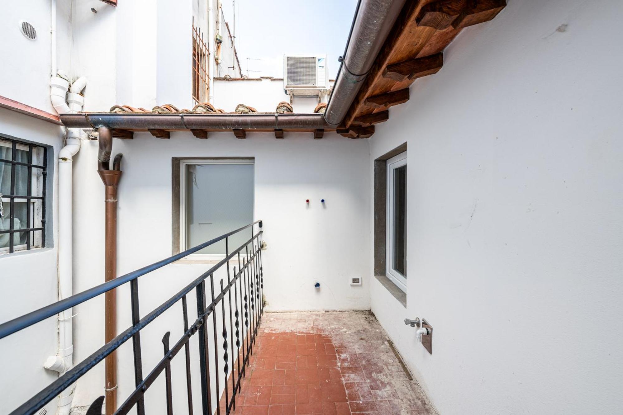 פירנצה Algila Lifestyle Tornabuoni Apartments מראה חיצוני תמונה
