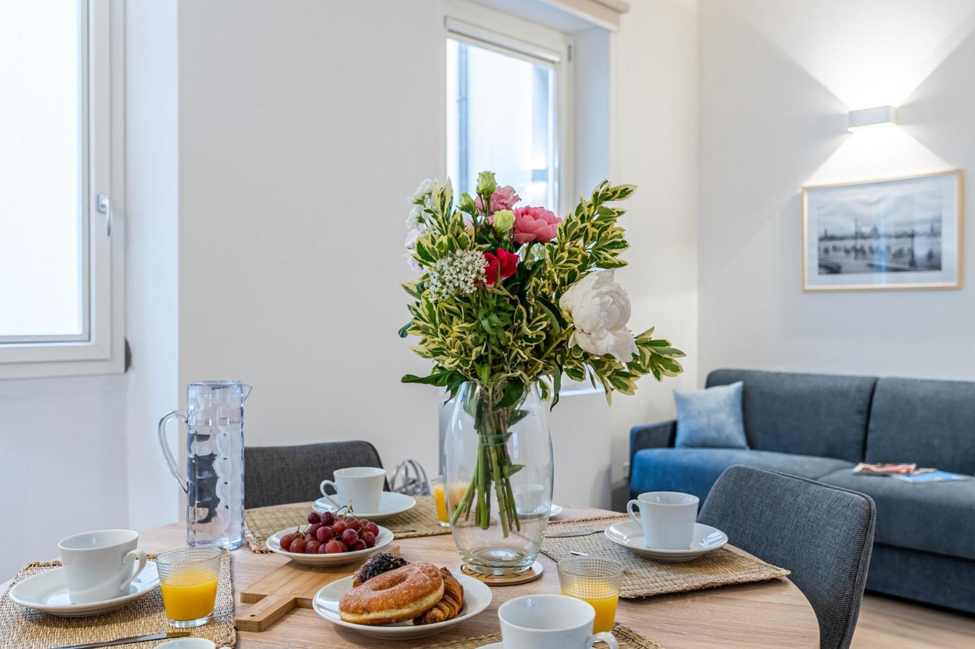 פירנצה Algila Lifestyle Tornabuoni Apartments מראה חיצוני תמונה