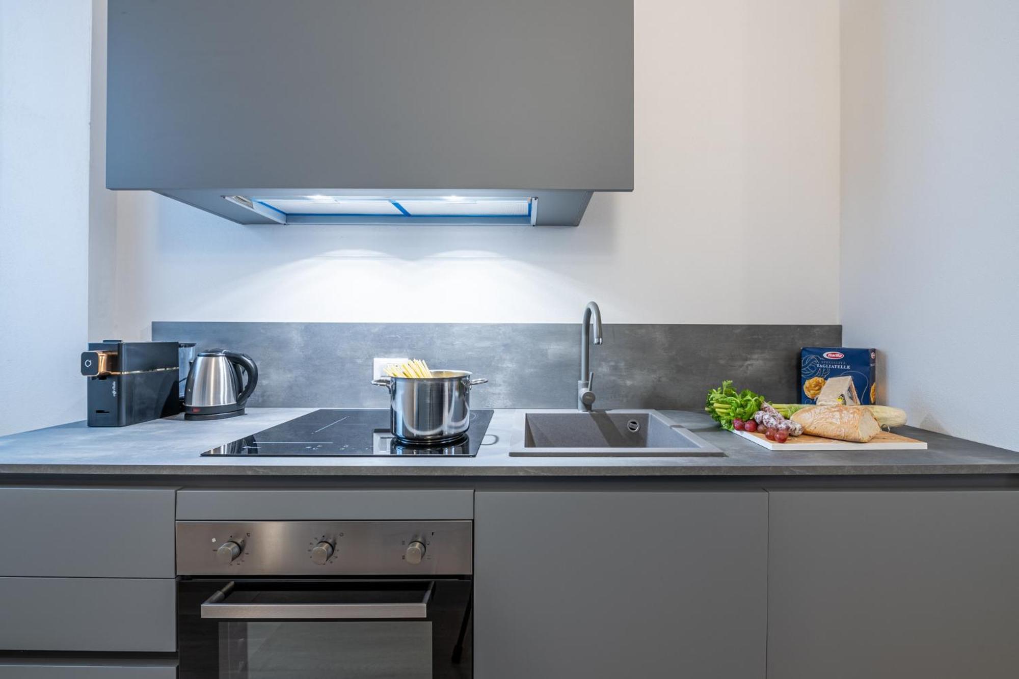 פירנצה Algila Lifestyle Tornabuoni Apartments מראה חיצוני תמונה