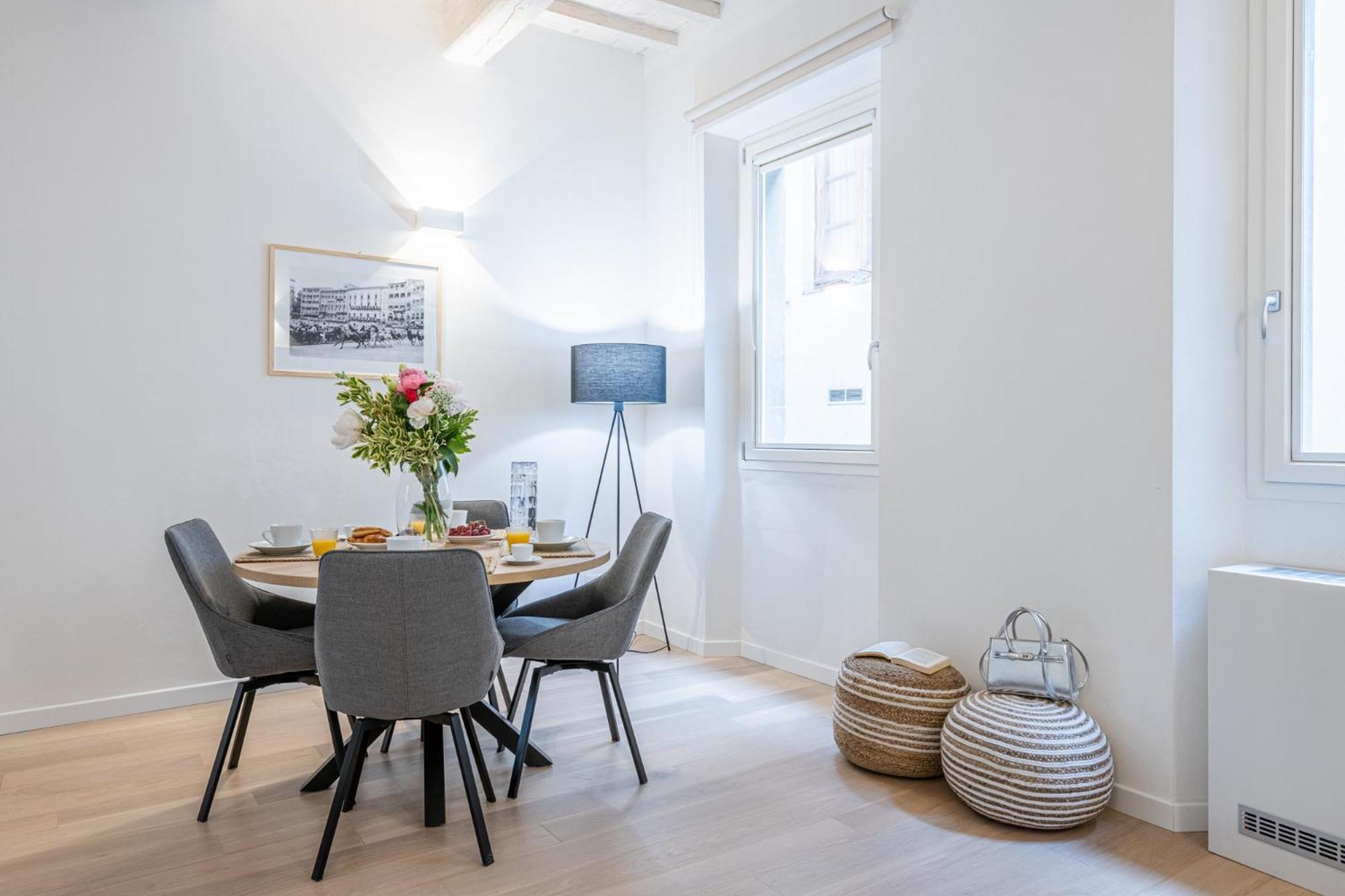 פירנצה Algila Lifestyle Tornabuoni Apartments מראה חיצוני תמונה