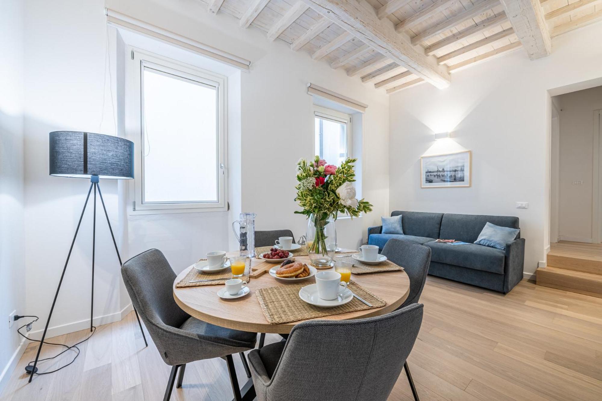 פירנצה Algila Lifestyle Tornabuoni Apartments מראה חיצוני תמונה