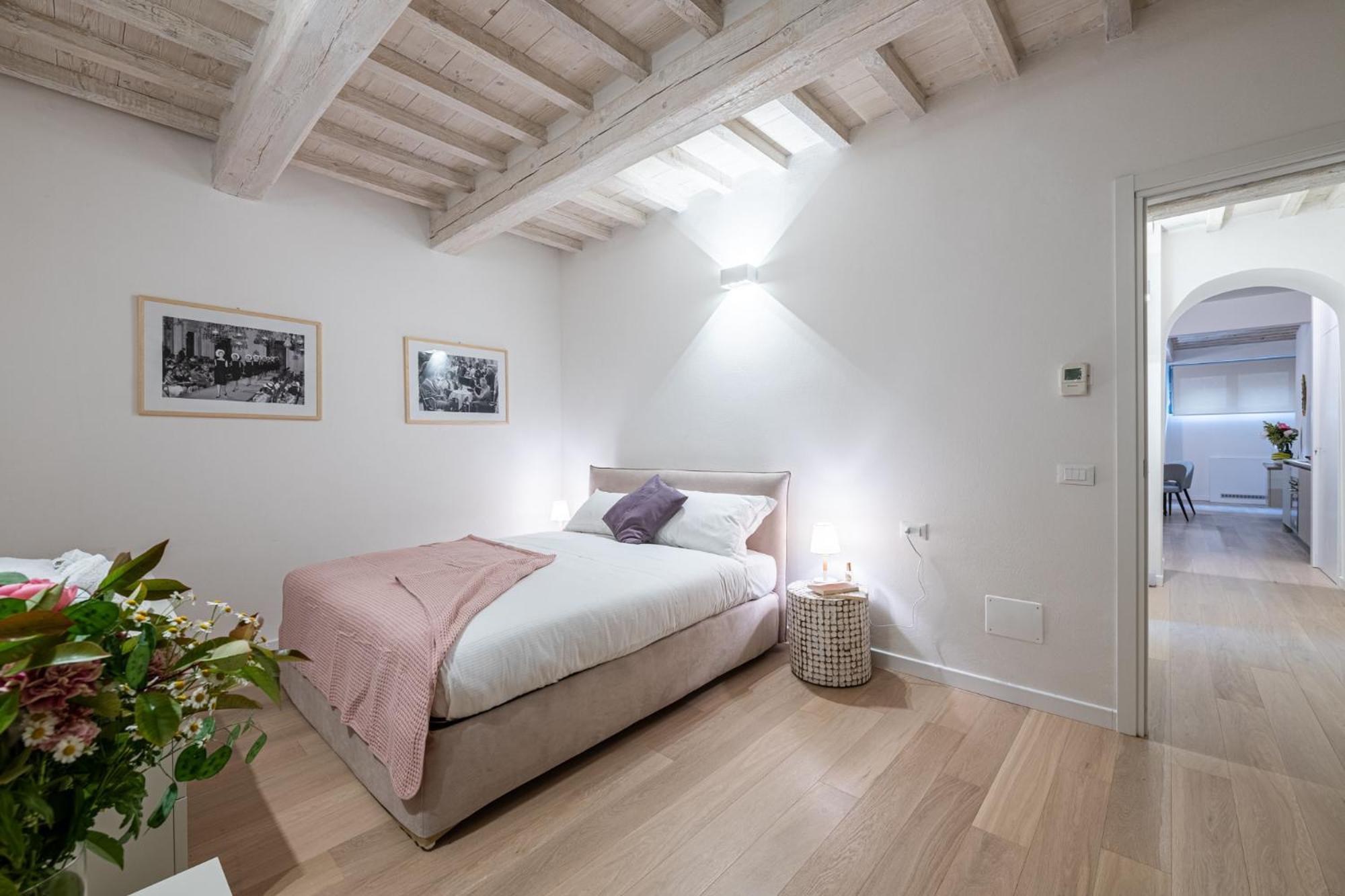 פירנצה Algila Lifestyle Tornabuoni Apartments מראה חיצוני תמונה
